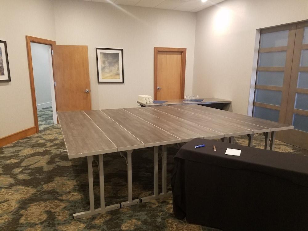 Doubletree By Hilton Rochester Henrietta Extérieur photo