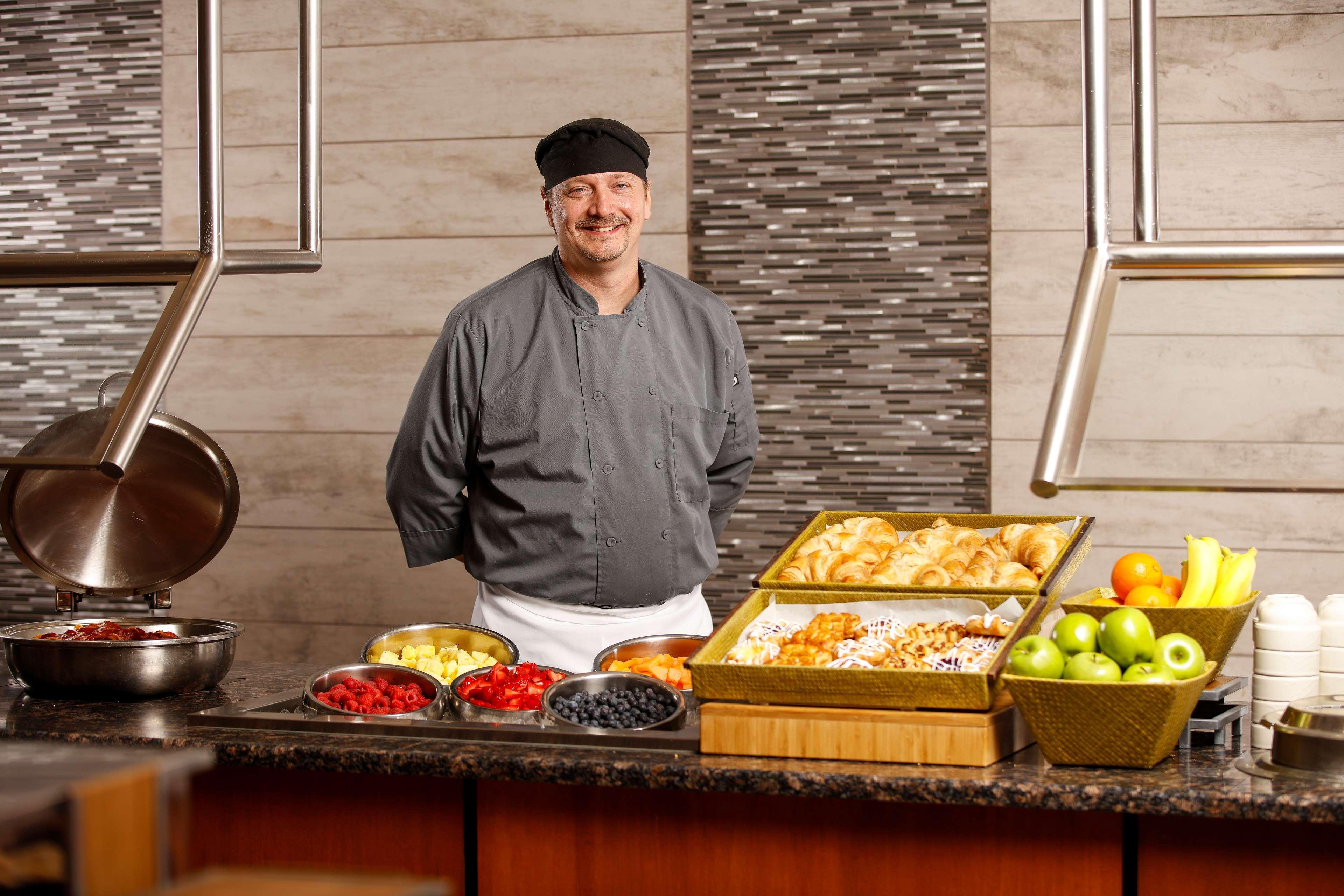 Doubletree By Hilton Rochester Henrietta Extérieur photo