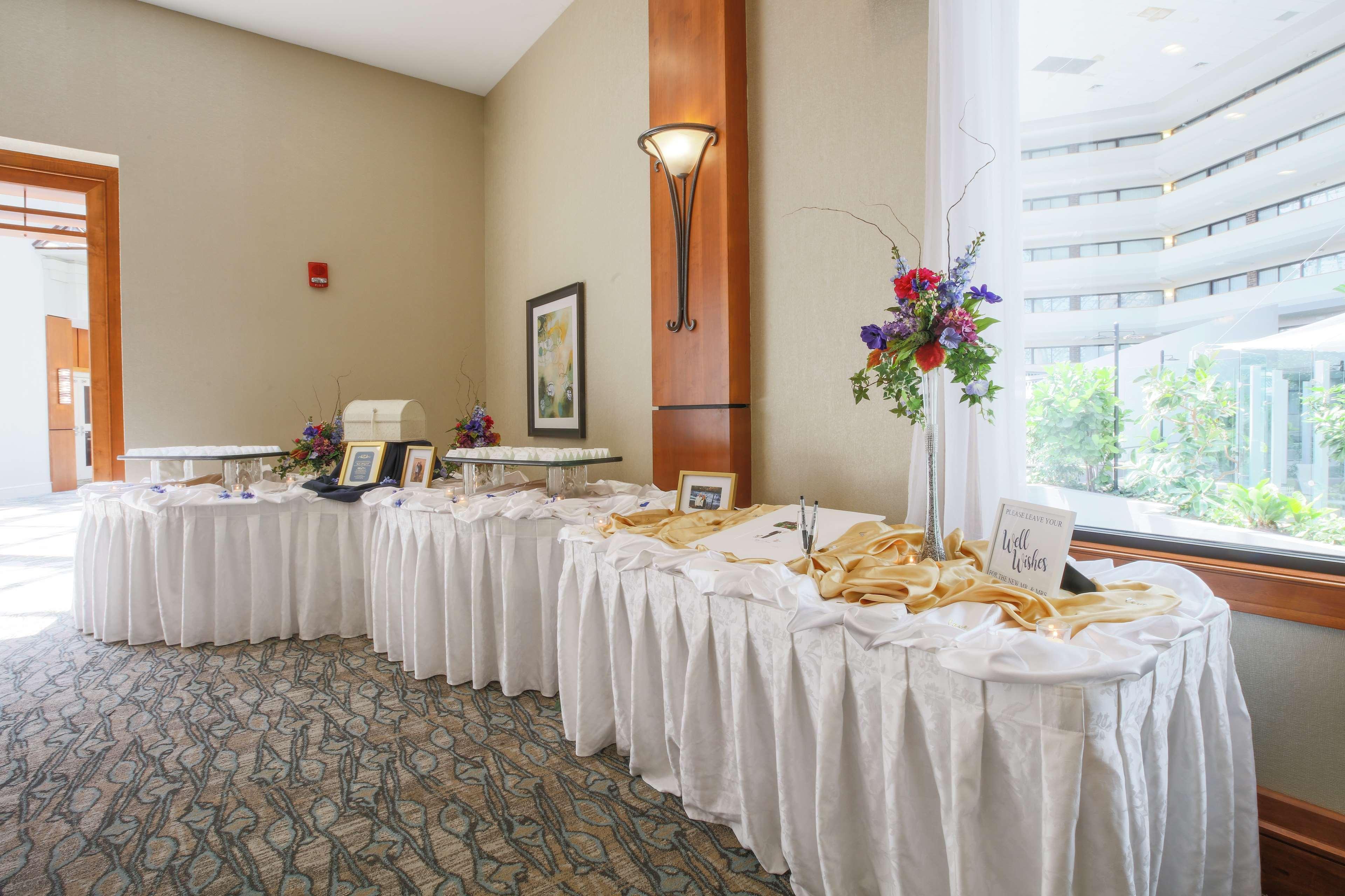 Doubletree By Hilton Rochester Henrietta Extérieur photo