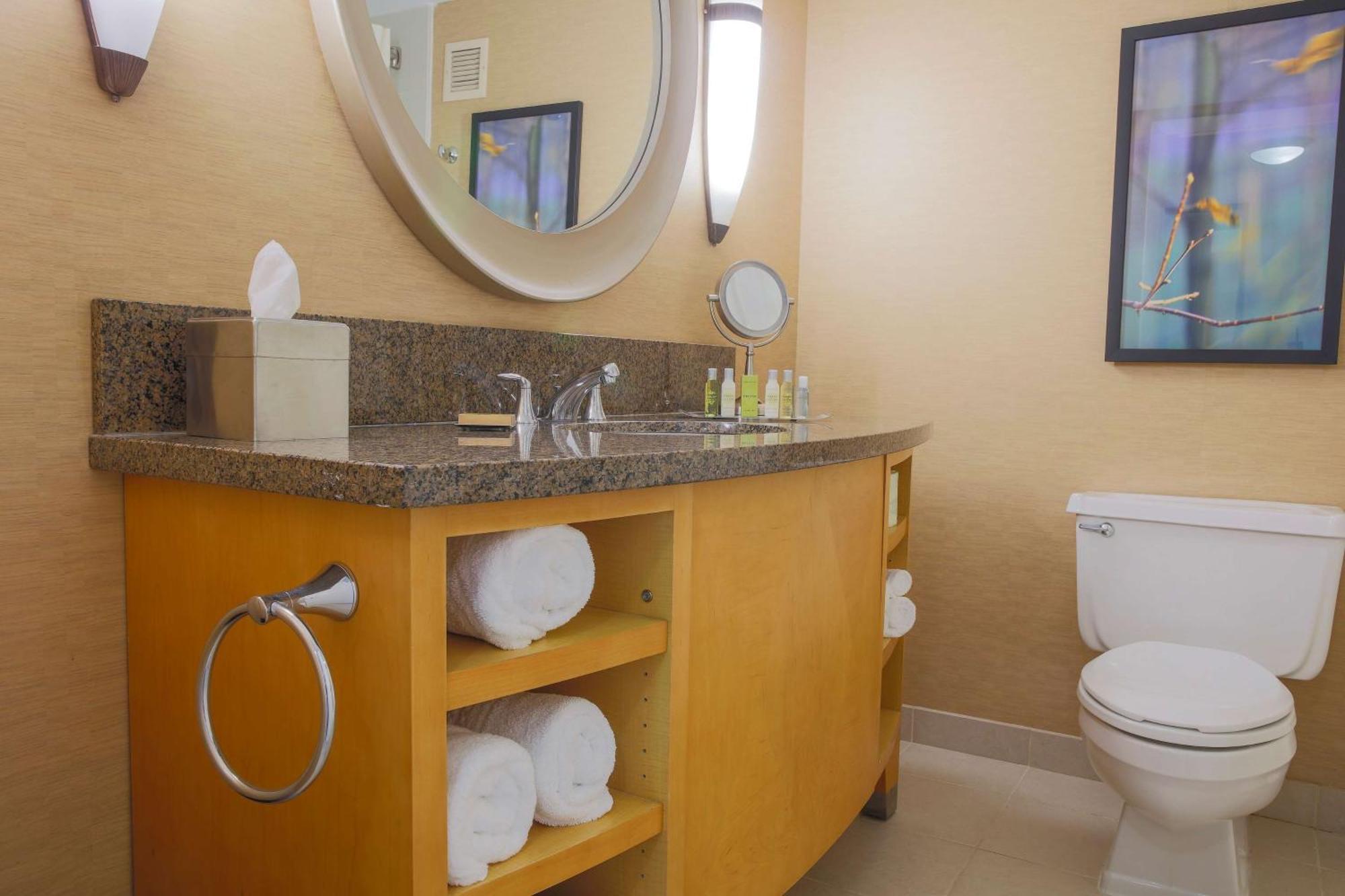 Doubletree By Hilton Rochester Henrietta Extérieur photo
