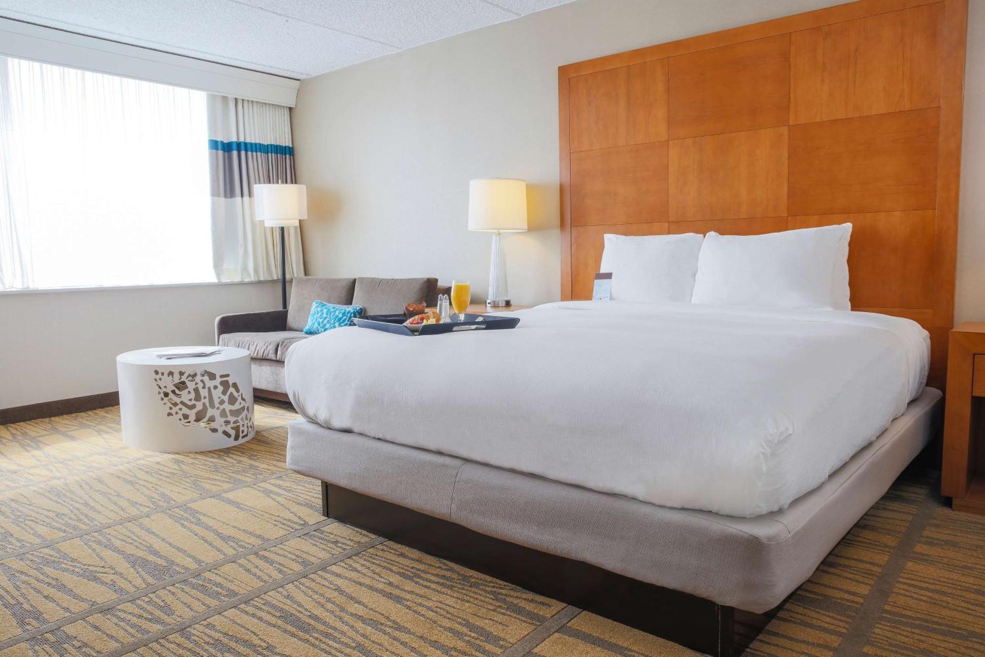 Doubletree By Hilton Rochester Henrietta Extérieur photo