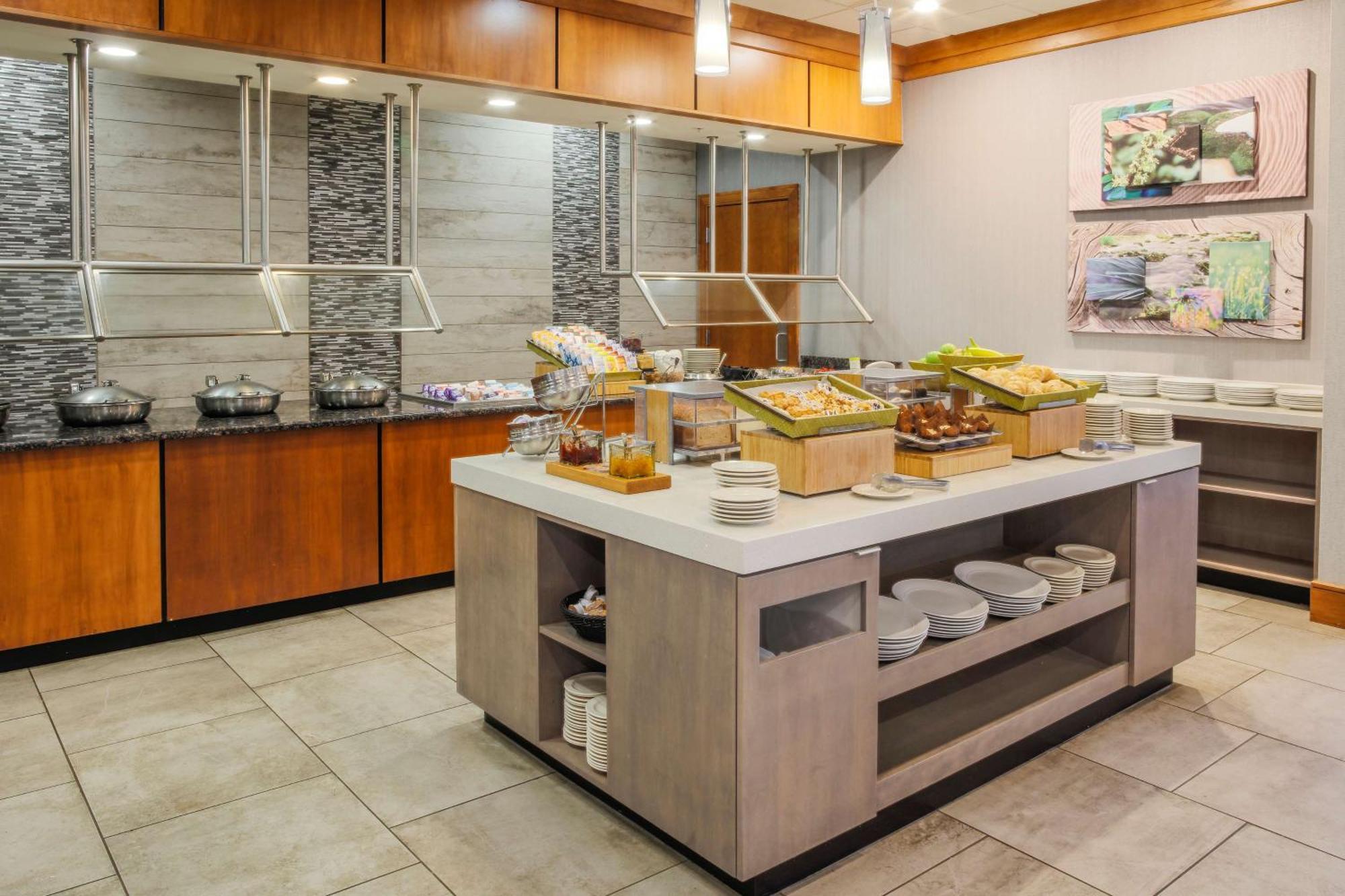 Doubletree By Hilton Rochester Henrietta Extérieur photo