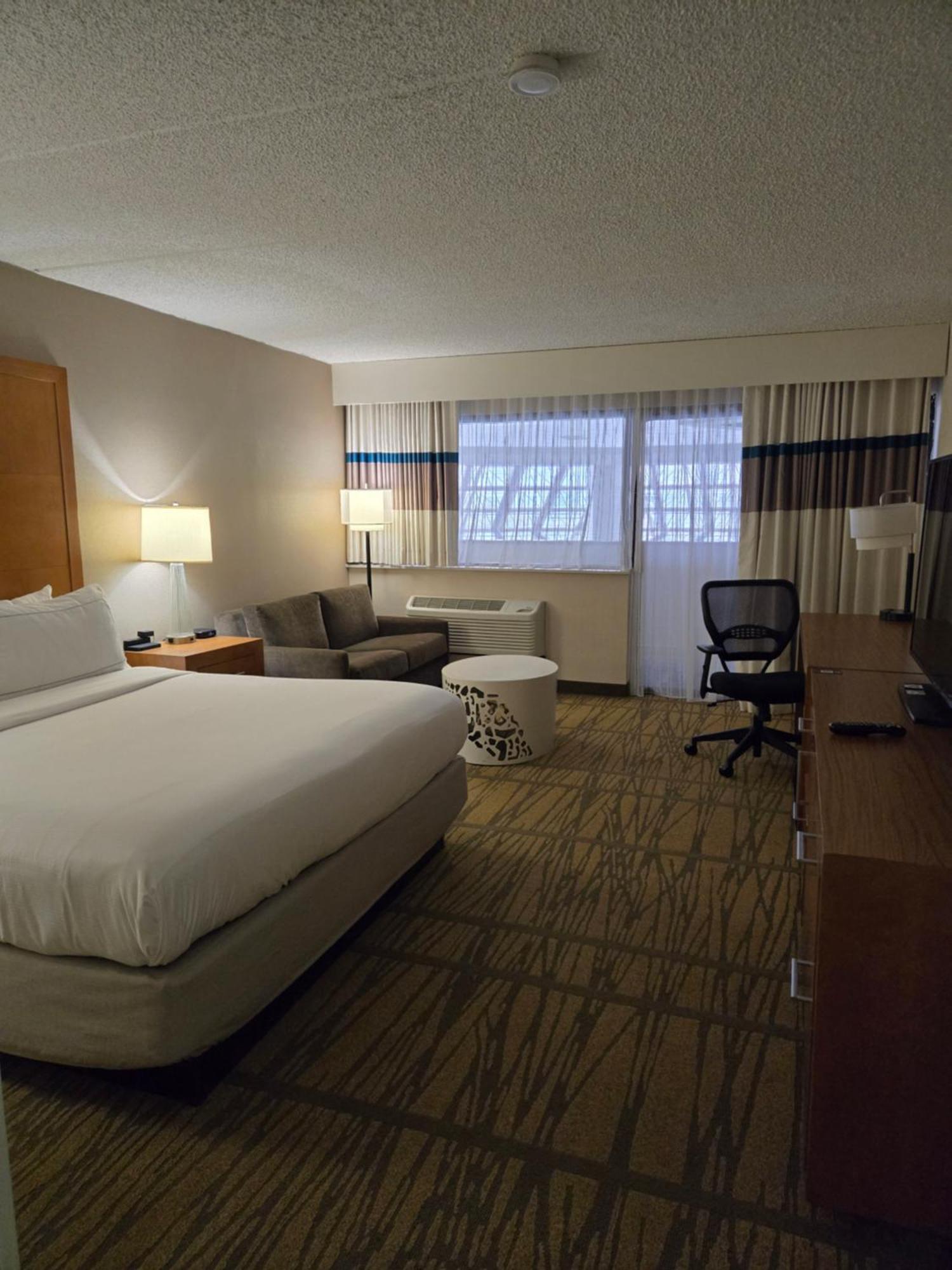Doubletree By Hilton Rochester Henrietta Extérieur photo